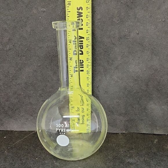 COPY - 3 Pyrex 500mL Neck Round Distilling Flask Chemistry Elementary College S… - Picture 2 of 8